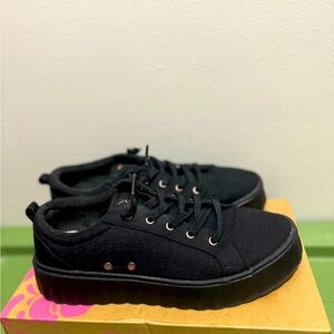 Roxy Black Casual Shoe 
Size 10